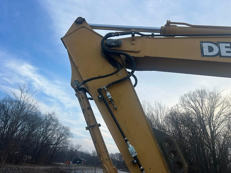 2003-deere-200c-lc-image-13