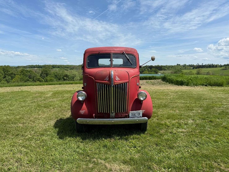 ford-custom-pickup-original-paint-image-4