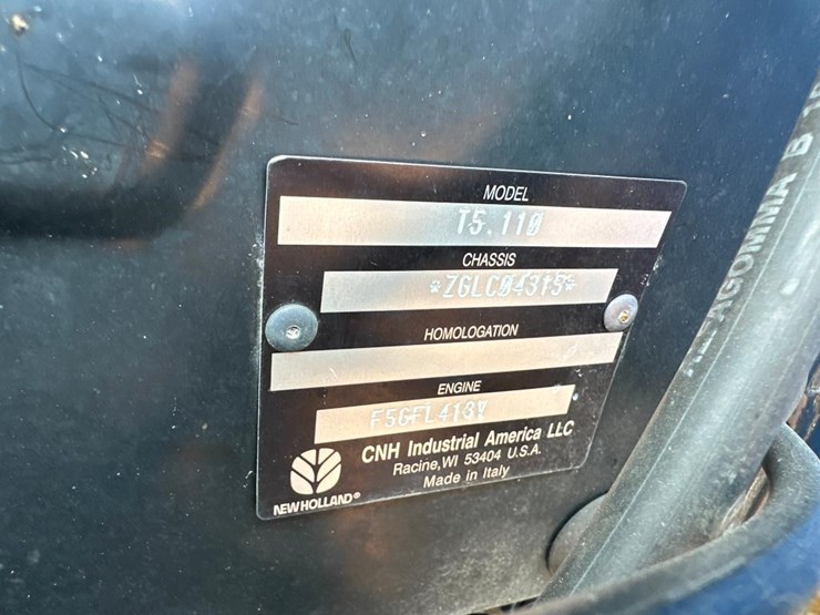 2017-new-holland-t5.110-image-65