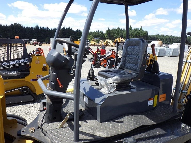 2025-agt-bh50g-loader-backhoe-image-23