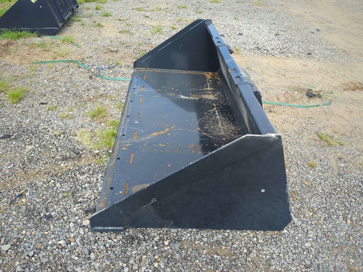 84"-wolverine-track-duty-bucket-tdb-11-84w---skid-steer-image-2