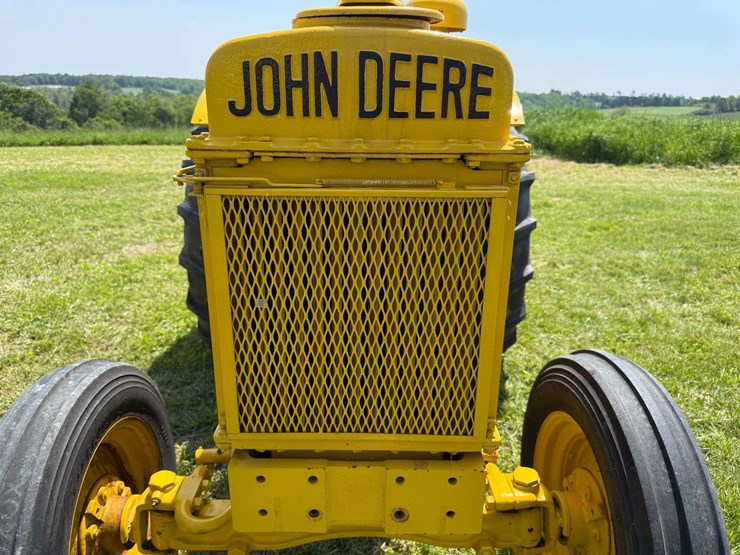 john-deere-bi-image-12