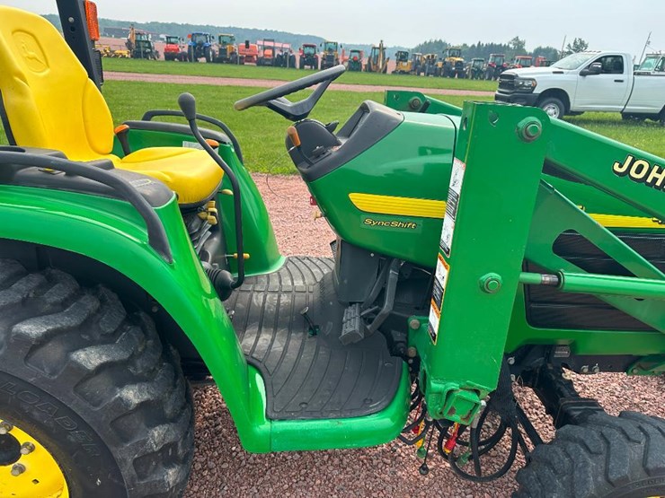 2002-john-deere-4210-image-20