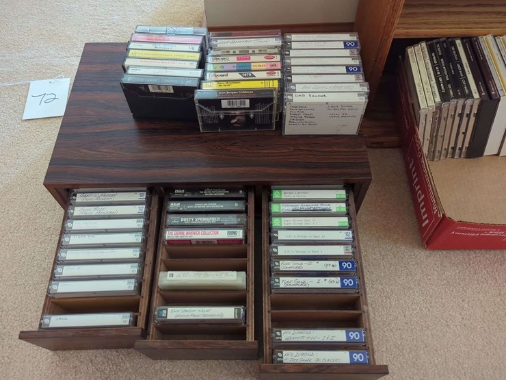 cd-tower-with-cd's-and-tape-cassettes---classics-image-8