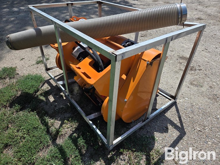 2024-land-honor-dcm-11-250g-double-discharge-concrete-mixer-attachment-image-5