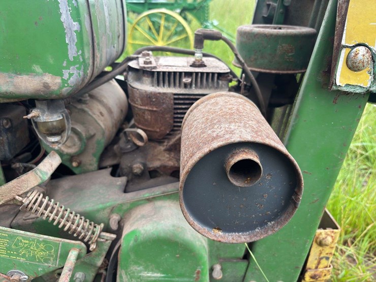 john-deere-110-image-32
