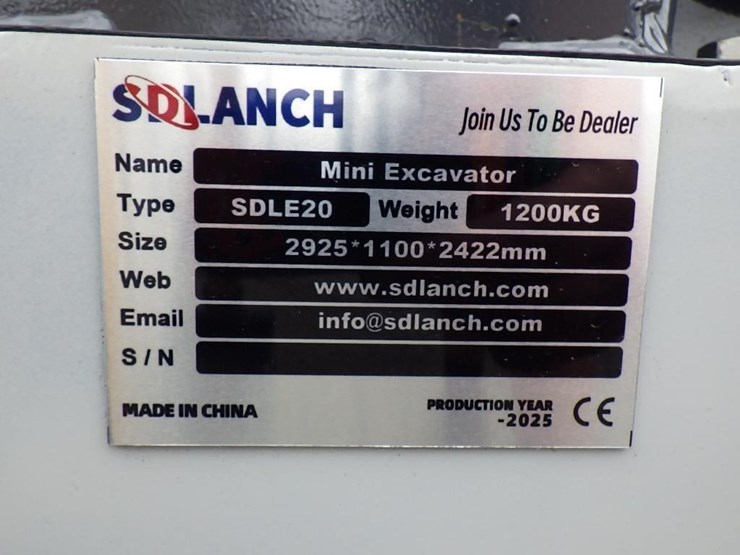 2025-sdlanch-sdle20-hydraulic-excavator-image-26