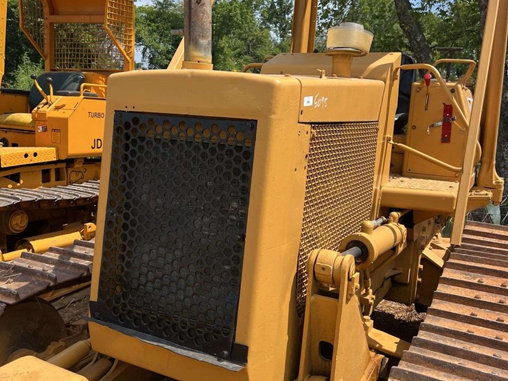 caterpillar-d3b-image-12