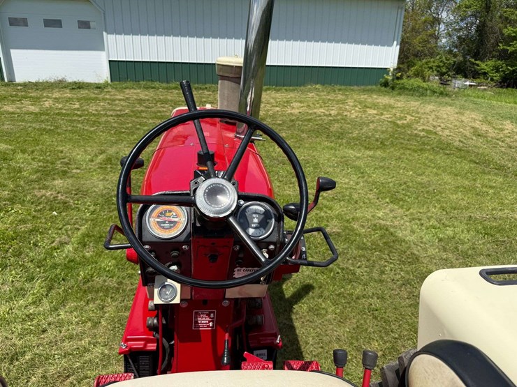 farmall-1206-image-22