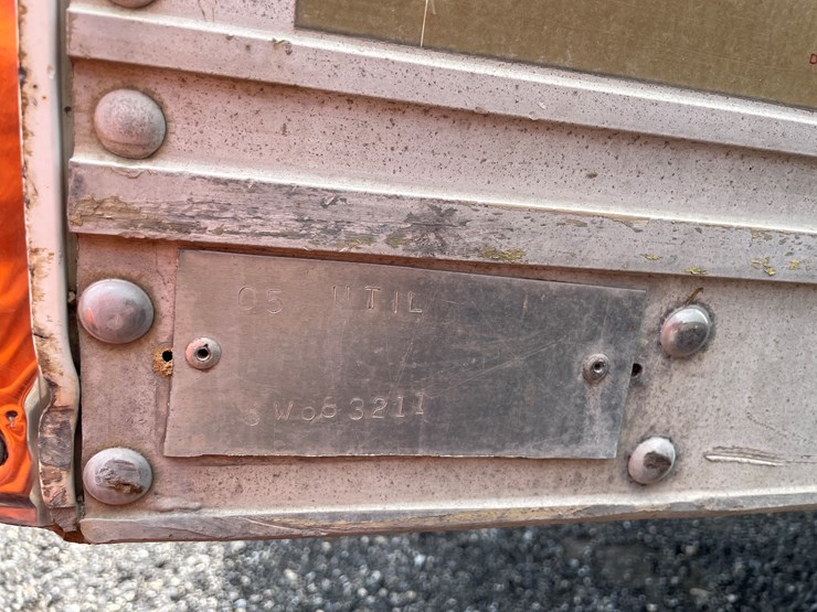 #6284-•-2005-utility-53'-reefer-semi-trailer-(has-wi-title)-image-38