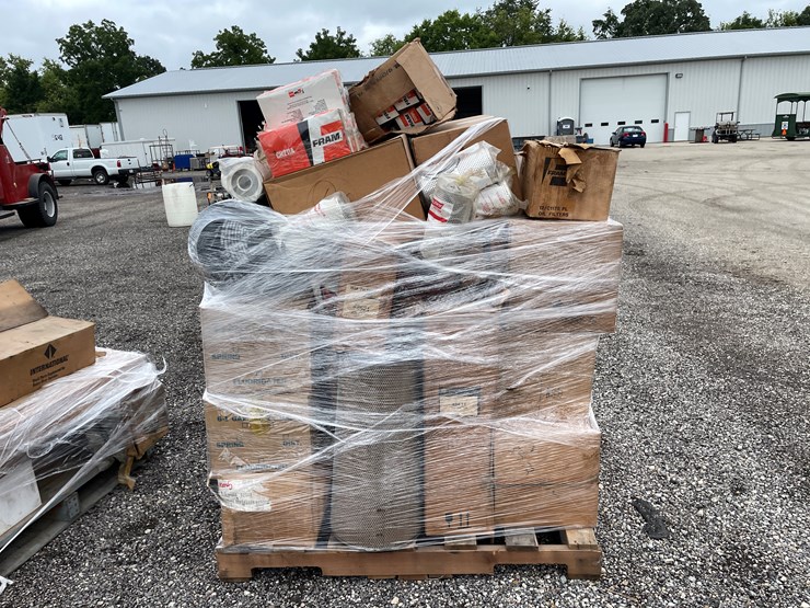 #6403-•-pallet-of-filters-image-4