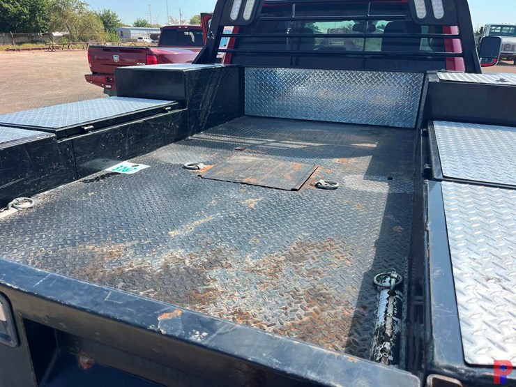 2018-dodge-ram-3500-image-9
