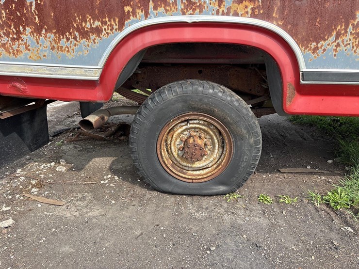 1986-ford-f250-image-17