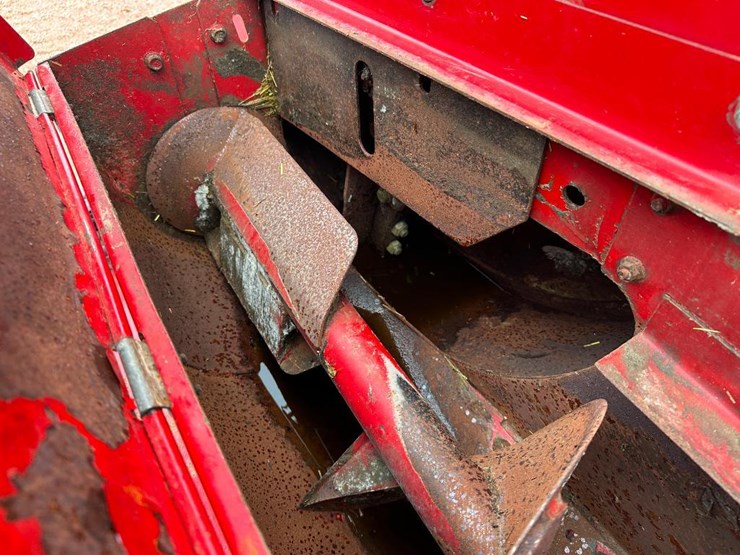 2013-new-holland-fp230-image-30