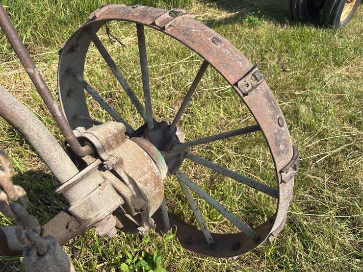 john-deere-subsoiler-image-15