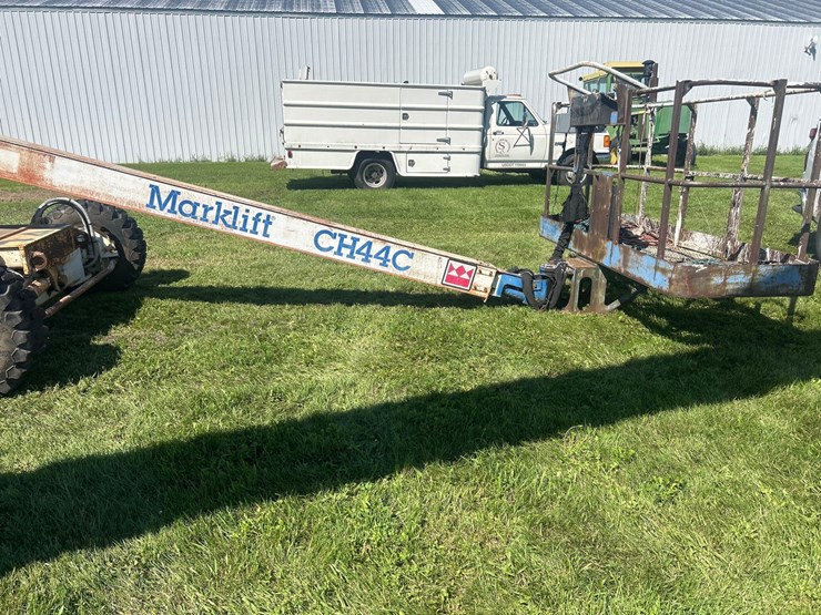 marklift-ch44c-manlift-image-8