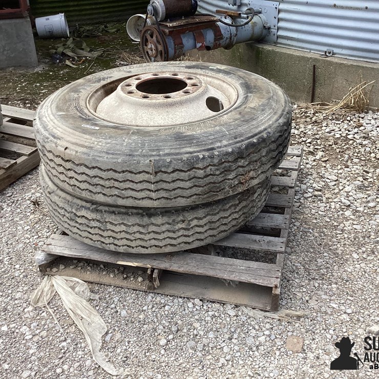 11R24.5 Tires & Rims