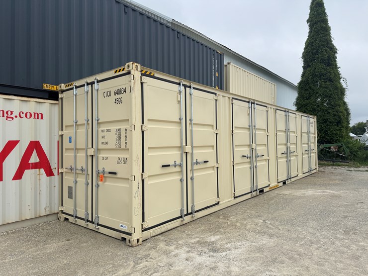 #4420-•-40'-high-cube-shipping-container-image-1