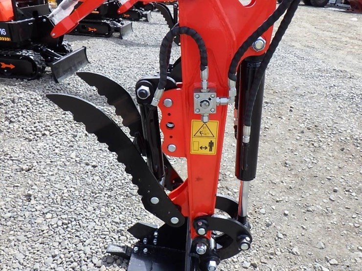 2025-tpm-tpm-20k-hydraulic-excavator-image-13