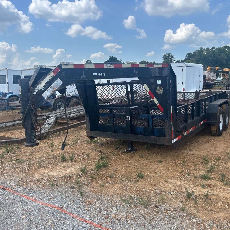 2007 6' x 16' T/A Gooseneck Trailer