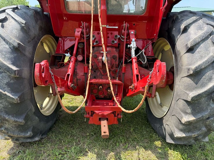 ih-956-xl-mfwd-image-18