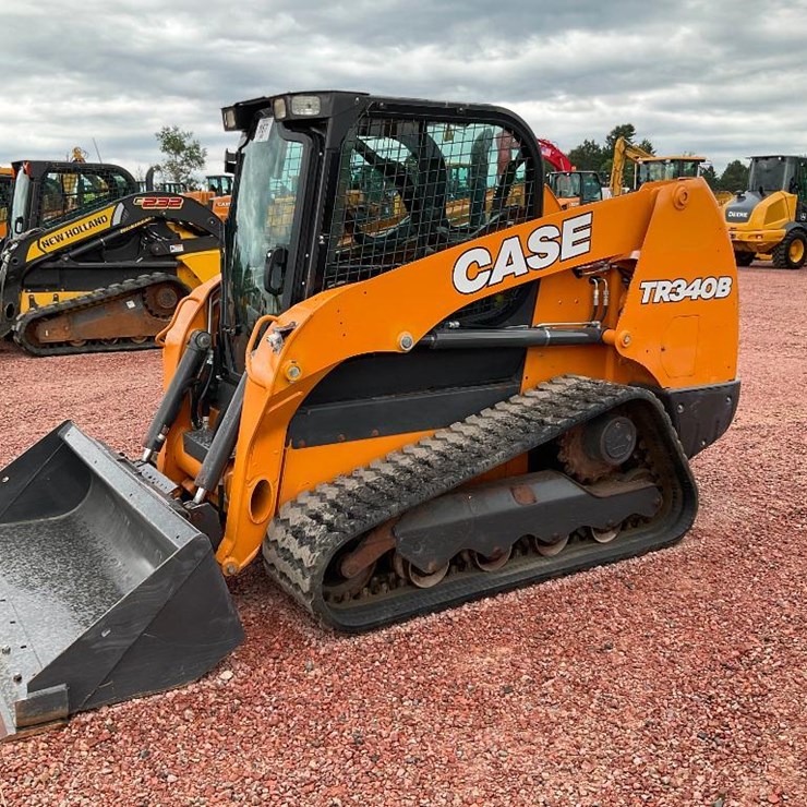 2022 CASE TR340B