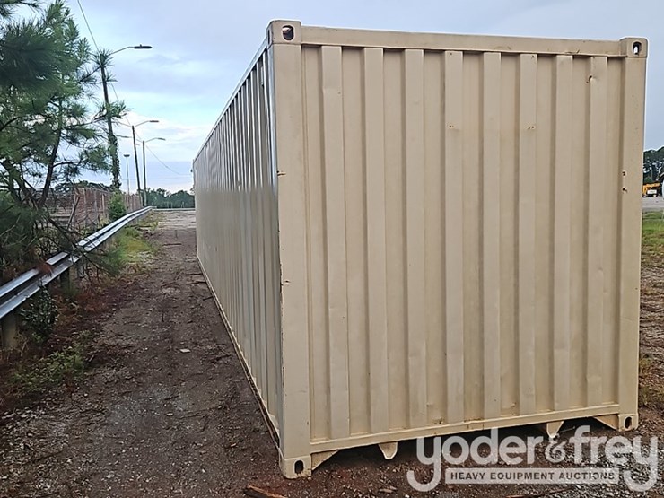 40'-container-single-walk-door,-2-side-doors-image-7