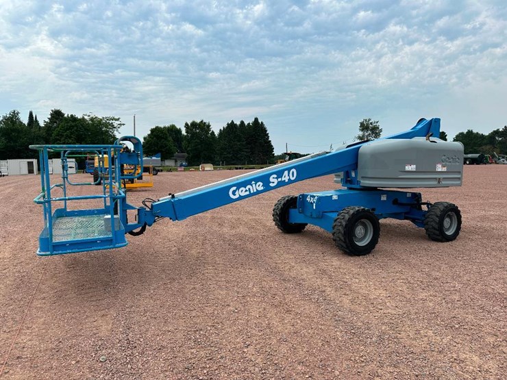 2016-genie-s40-image-1