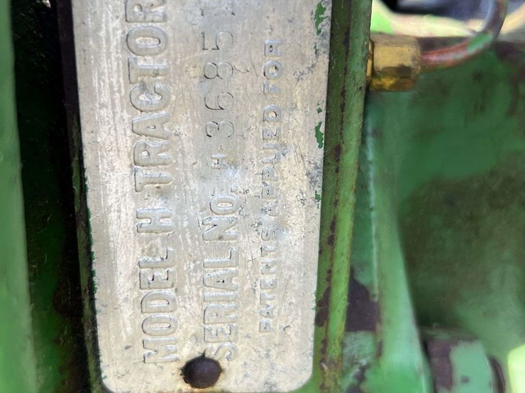 1942-john-deere-h-image-60