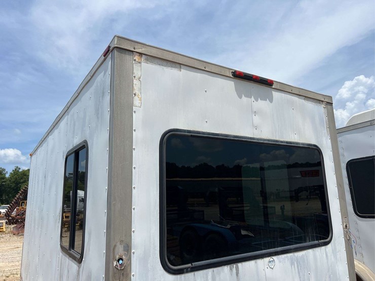 2014-arising-80"-x-16'-t/a-enclosed-trailer-image-13