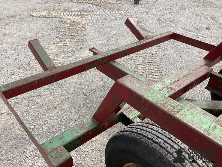 6-bale-gooseneck-hay-trailer-image-13