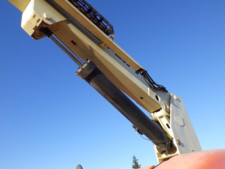 2007-jlg-800s-image-6