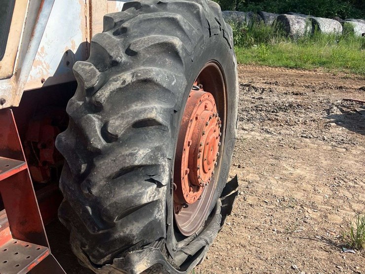 case-451-cab-tractor-w/-loader-*inop-image-23