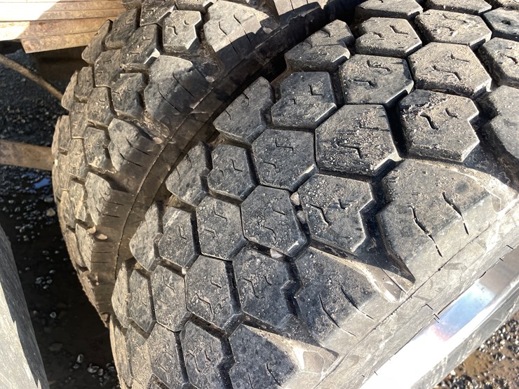 #6287-•-2005-chevy-c4500-4x4-service-truck-image-22