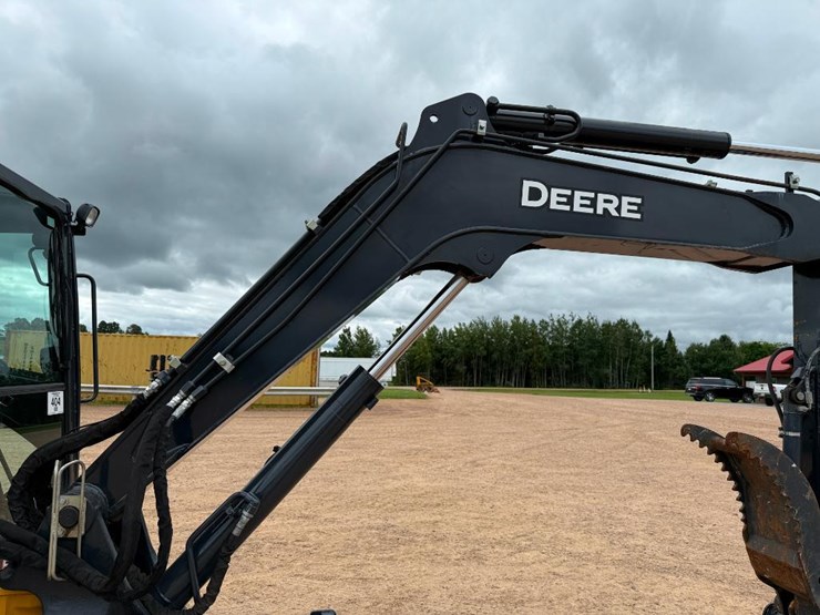 2021-deere-60g-image-31