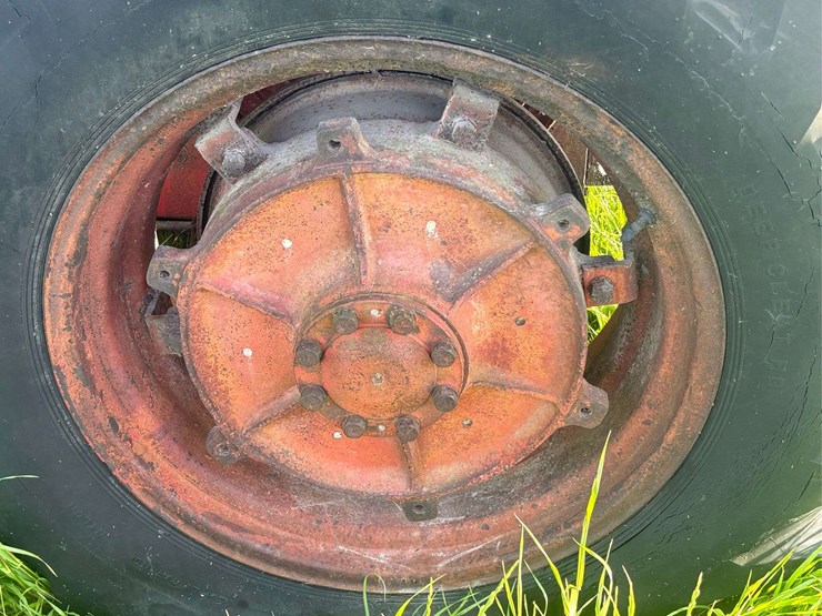 co-op-tractor-image-47