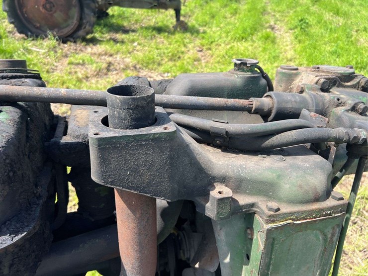 john-deere-70-image-10