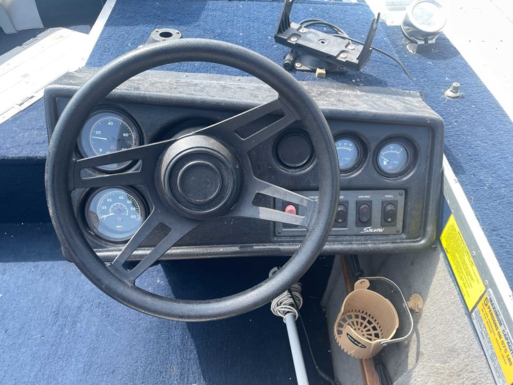 #1353-•-1993-sylvan-pro-fisherman-boat-(of)-image-12