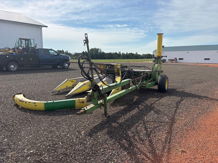 1979-john-deere-3800-image-1