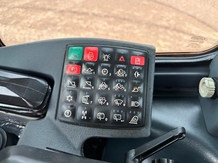 2010-deere-644k-image-57