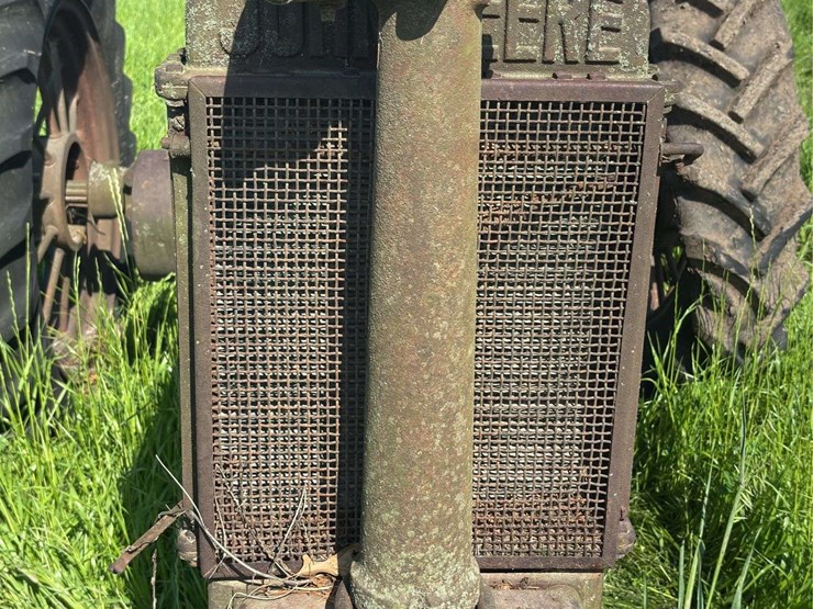 john-deere-model-b-image-12