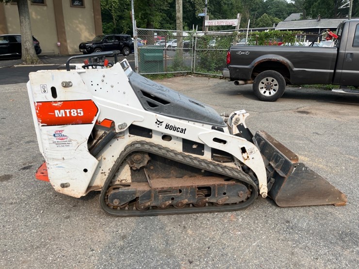 2020-bobcat-mt85-image-7