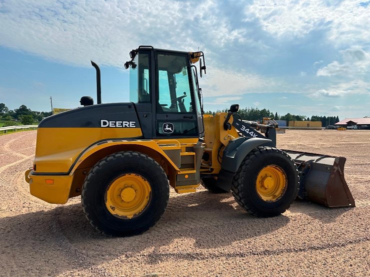 2014-deere-344k-image-4