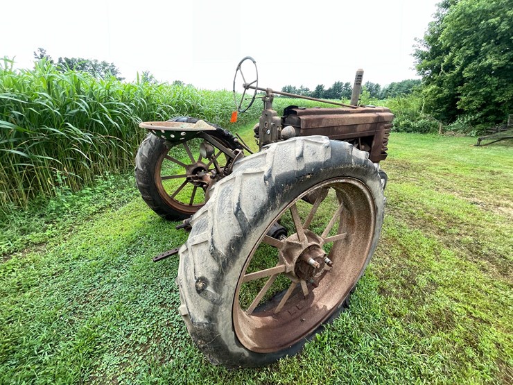 #6682-•-1946-john-deere-parts-tractor-image-4