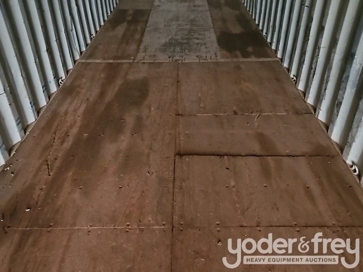 40'-container-single-walk-door,-2-side-doors-image-13