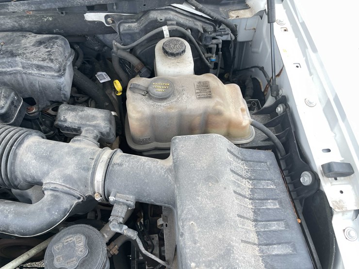 2010-ford-f150-image-39