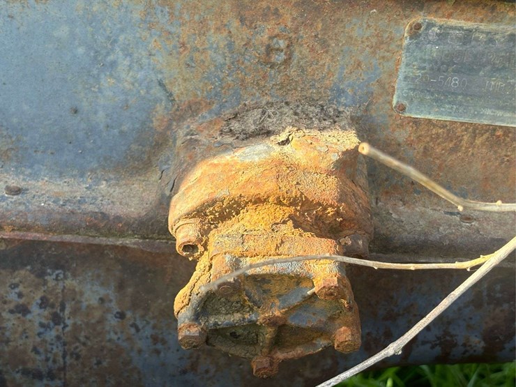 co-op-tractor-image-33