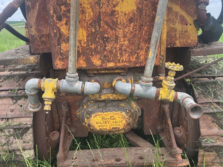 caterpillar-r5-crawler-and-blade-image-37