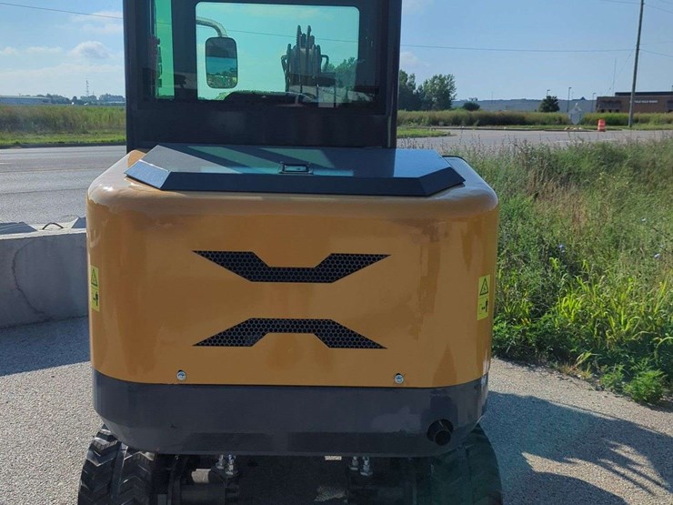 28-hp---cfg-industrial-mini-excavator-enclosed-cab---my50r--(2025)-image-11