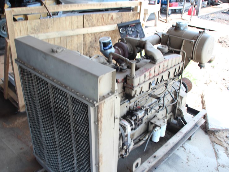 1983-cummins-855-image-7